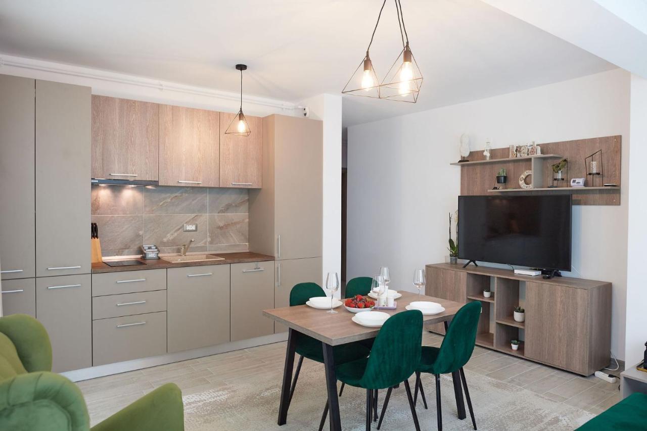 Năvodari Sea La Vie 2Br Apt Spa N Pool Beach Resort מראה חיצוני תמונה